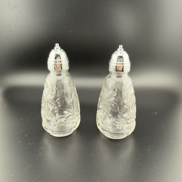 Princess House Fantasia Other - Princess House Fantasia Crystal Glass Salt & Pepper Shakers Embossed Poinsettia